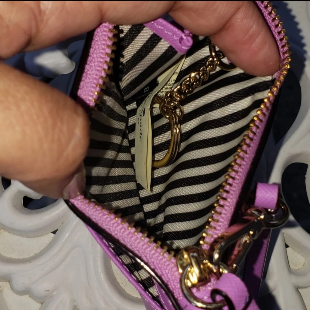 💔SOLD💔Kate Spade Wristlet Cardholder - Picture 4 of 5